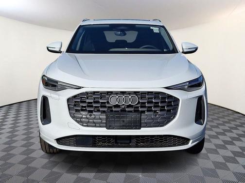 Glacier White Metallic 2026 Audi Q5 Premium Plus