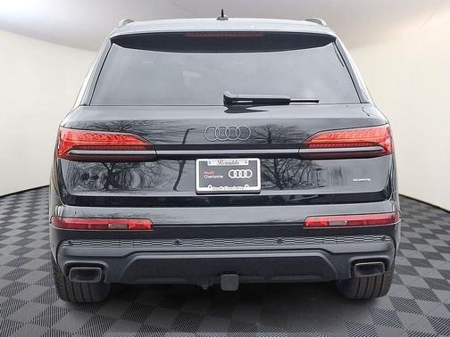 2026 Audi Q7 55 Premium Plus