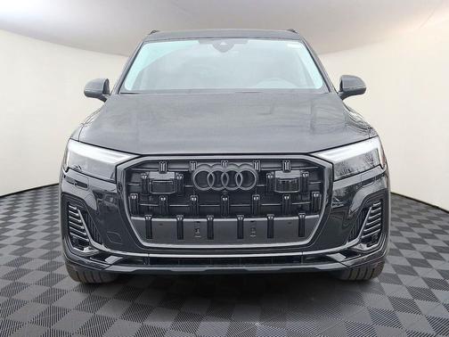 2026 Audi Q7 55 Premium Plus