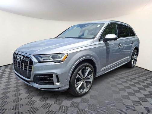 Florett Silver Metallic 2022 Audi Q7 55 Premium Plus
