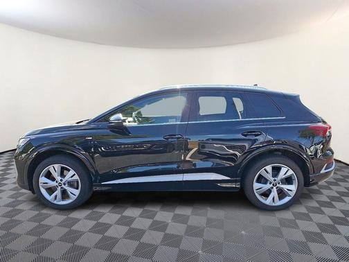 2023 Audi Q4 e-tron Prestige 50 quattro