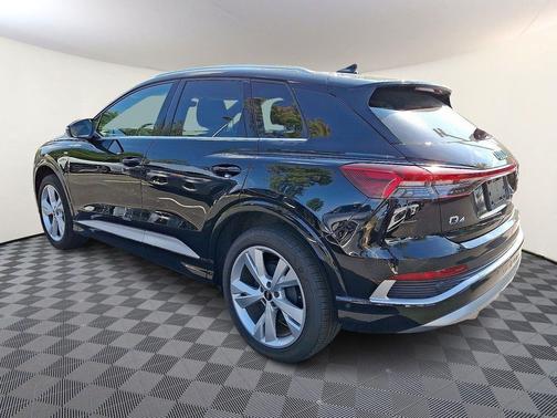 2023 Audi Q4 e-tron Prestige 50 quattro
