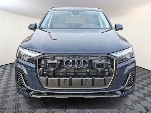 2026 Audi Q7 55 Premium Plus