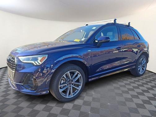 2025 Audi Q3 Premium 45 TFSI S line quattro Tiptronic