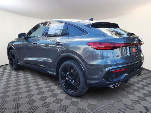 2025 Audi Q5 Prestige TFSI quattro S tronic