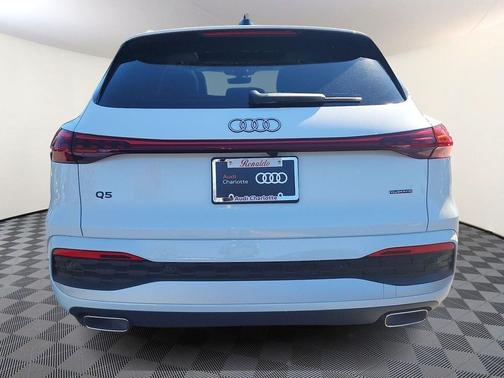 2025 Audi Q5 Premium