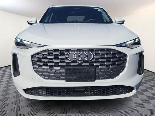 2025 Audi Q5 Premium