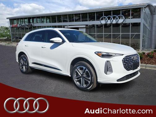 2025 Audi Q5 Premium