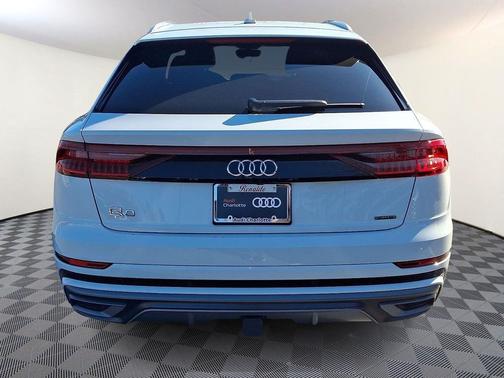 2023 Audi Q8 55 Premium Plus