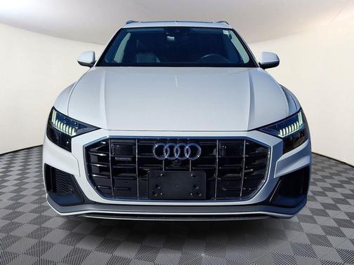 2023 Audi Q8 55 Premium Plus