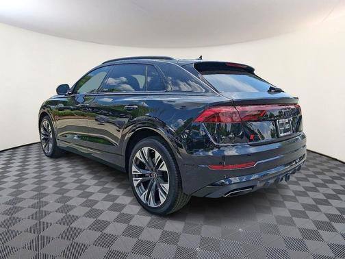 2025 Audi Q8 55 Prestige