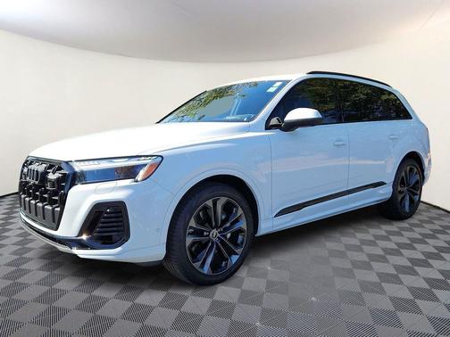 2025 Audi Q7 55 Prestige