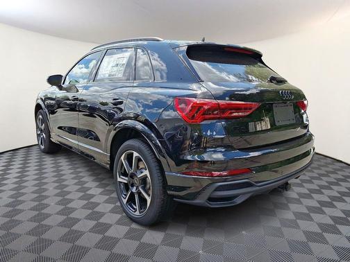 2025 Audi Q3 45 S line Premium Plus