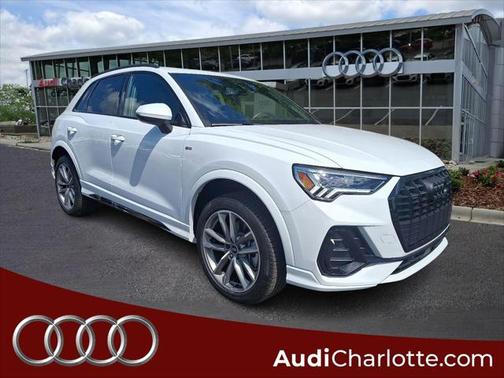 2025 Audi Q3 Premium 45 TFSI S line quattro Tiptronic
