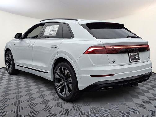 2026 Audi Q8 55 Premium Plus