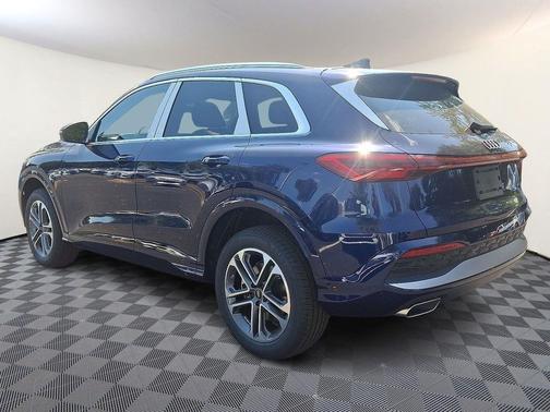 2025 Audi Q5 Premium Plus