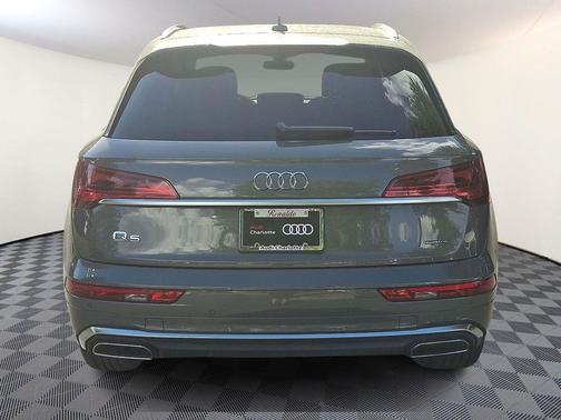 2025 Audi Q5 45 S line Premium