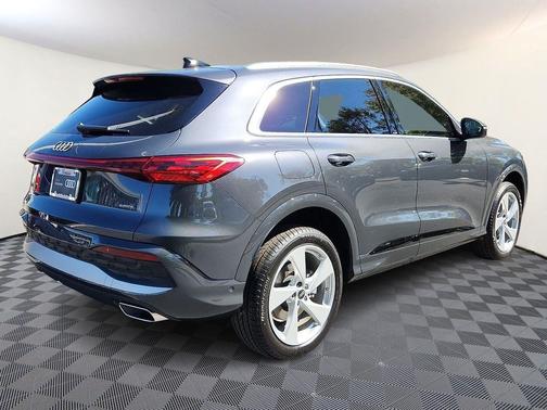 2025 Audi Q5 Premium Plus