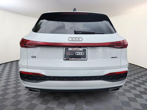 2025 Audi Q5 Premium