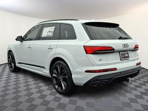 2026 Audi Q7 55 Premium Plus