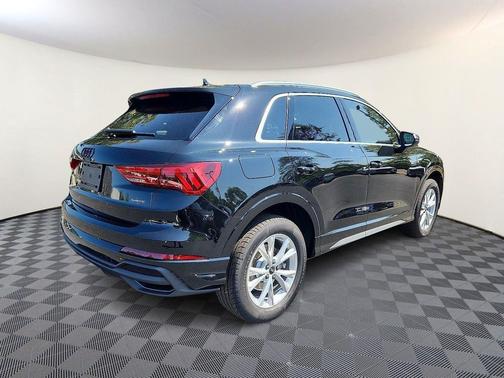 2025 Audi Q3 45 S line Premium Plus