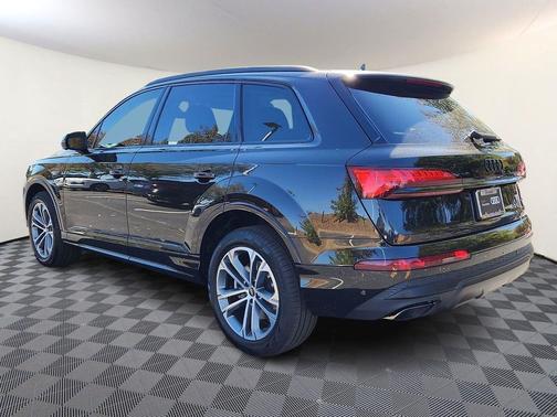2026 Audi Q7 55 Premium