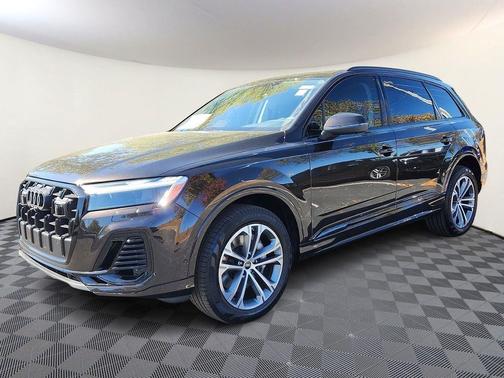 2026 Audi Q7 55 Premium