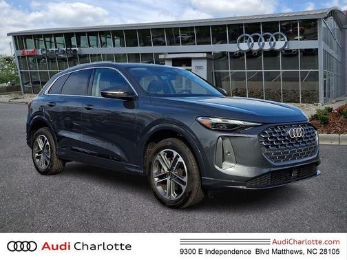 2025 Audi Q5 Premium TFSI quattro S tronic