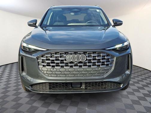 2025 Audi Q5 Premium TFSI quattro S tronic