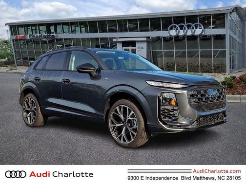 Daytona Gray Pearl Effect 2026 Audi Q3 TFSI quattro S tronic