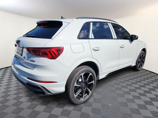 2025 Audi Q3 45 S line Premium Plus