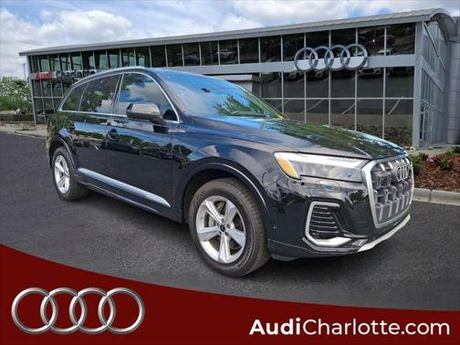 2025 Audi Q7 45 Premium