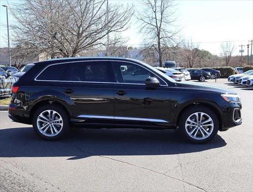 2025 Audi Q7 55 Premium Plus