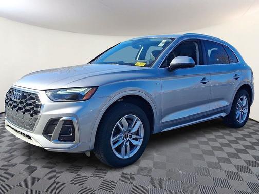2024 Audi Q5 45 S line Premium