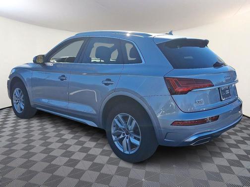 2024 Audi Q5 45 S line Premium