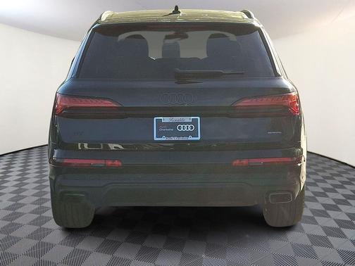 Mythos Black Metallic 2026 Audi Q7 45 Premium