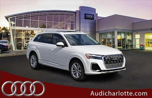 2025 Audi Q7 55 Premium Plus