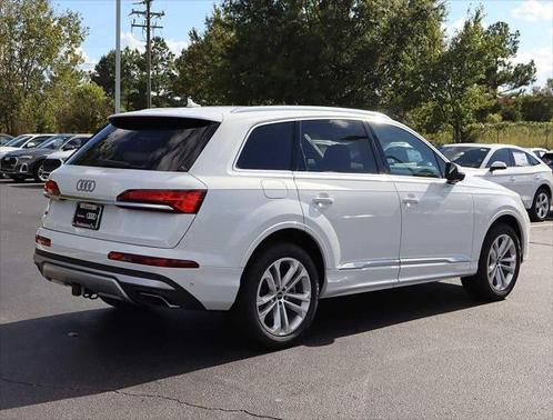 2025 Audi Q7 55 Premium Plus