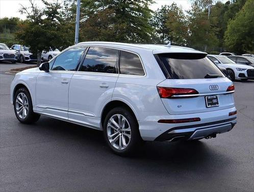 2025 Audi Q7 55 Premium Plus