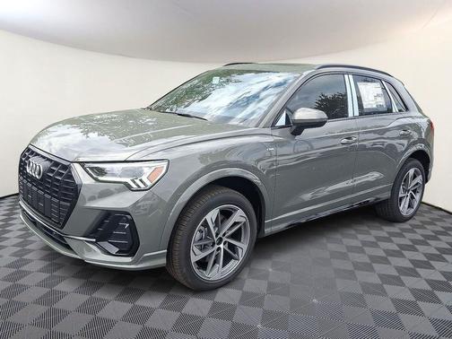 2025 Audi Q3 Premium 45 TFSI S line quattro Tiptronic
