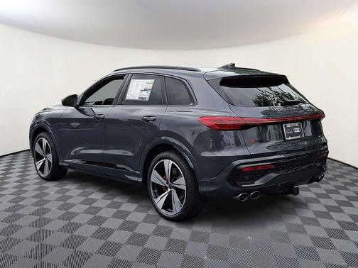 Tambora Gray Metallic 2026 Audi SQ5 3.0T Premium Plus
