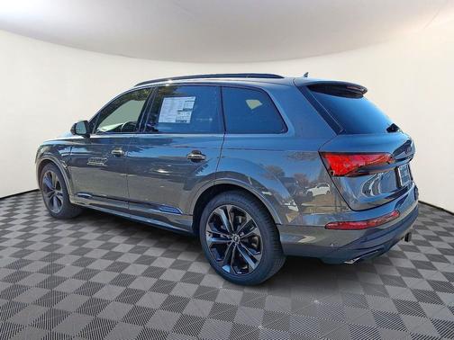 2026 Audi Q7 55 Premium Plus