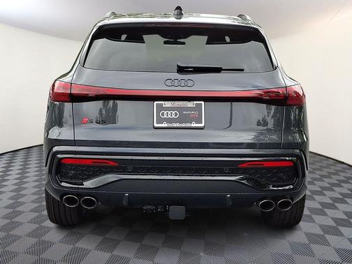 Tambora Gray Metallic 2026 Audi SQ5 3.0T Premium Plus