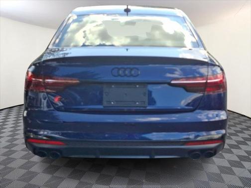 2024 Audi S4 Prestige TFSI quattro Tiptronic