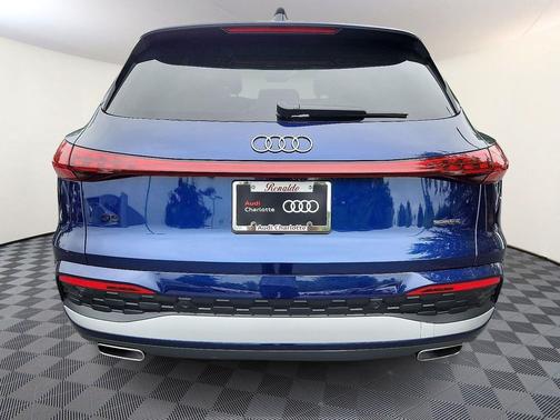 2025 Audi Q5 Premium