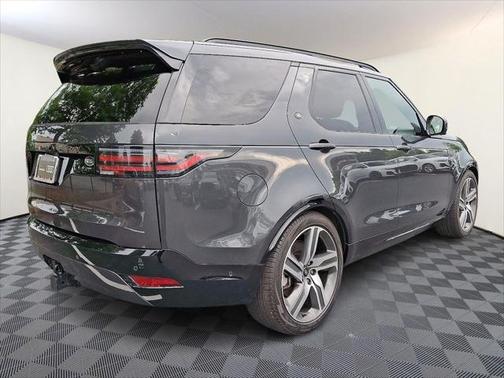 2023 Land Rover Discovery P360 HSE R-Dynamic