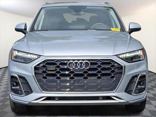 2025 Audi Q5 45 S line Prestige