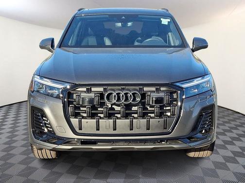 2026 Audi Q7 55 Premium Plus