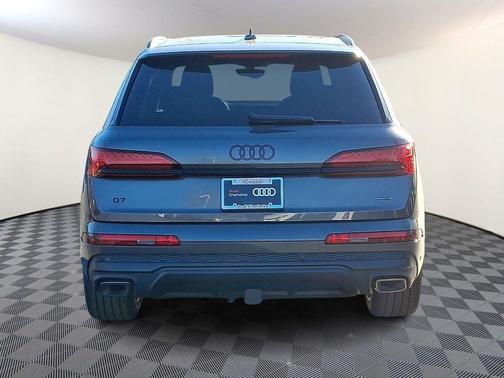 2026 Audi Q7 55 Premium Plus