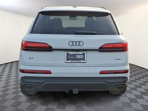 2026 Audi Q7 55 Premium Plus